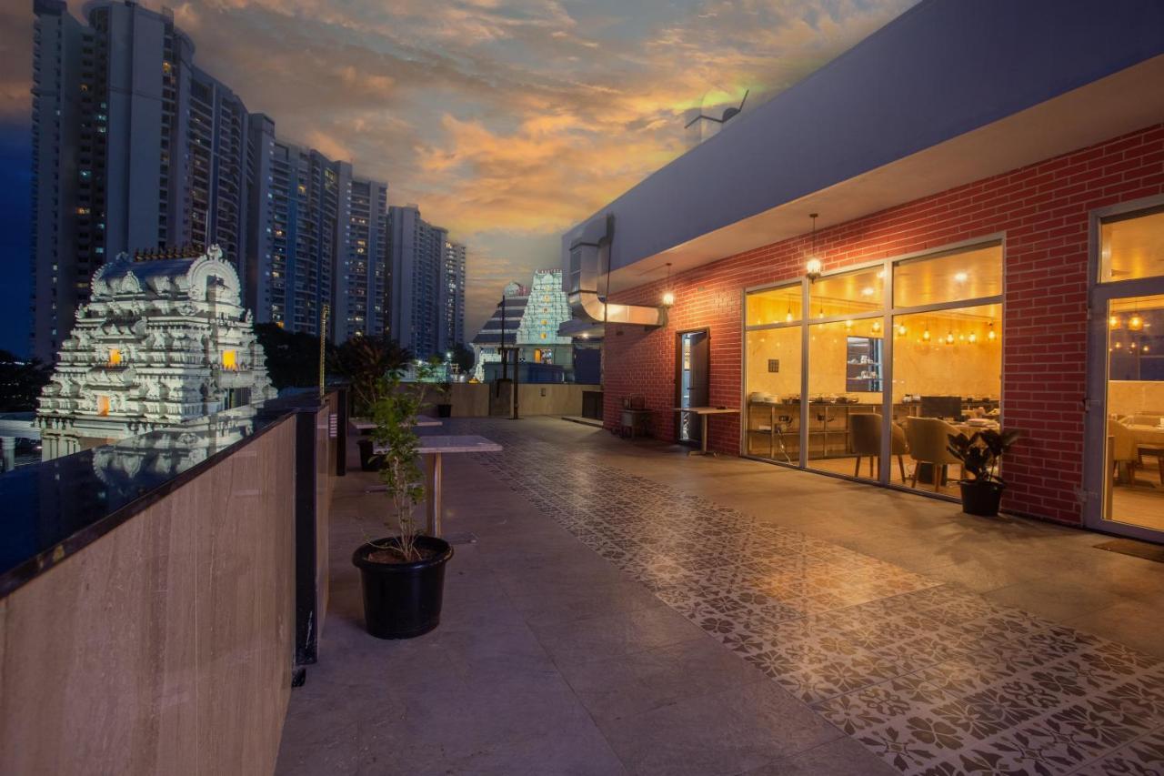 Kingston Hotel Bangalore Exterior foto