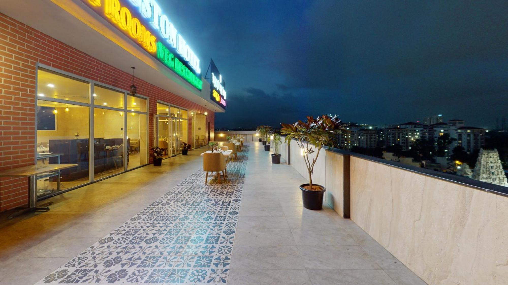 Kingston Hotel Bangalore Exterior foto